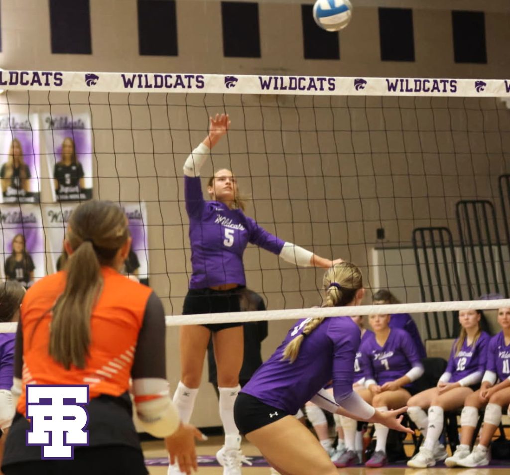 Host Three Rivers goes 1-1-2 at own volleyball invitational
